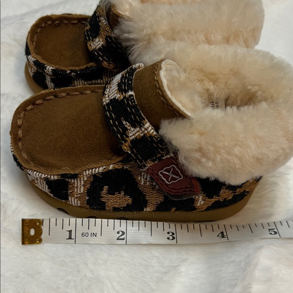 Twisted X Tan and Brown Baby Booties - Picture 9 of 9